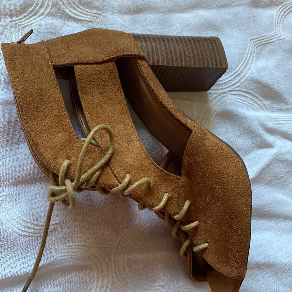 Charlotte russe Size-6,Color Tan